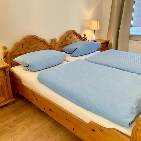 Ferienwohnung Utech In Petersdorf Mit Eingezauntem Garten * 페마른